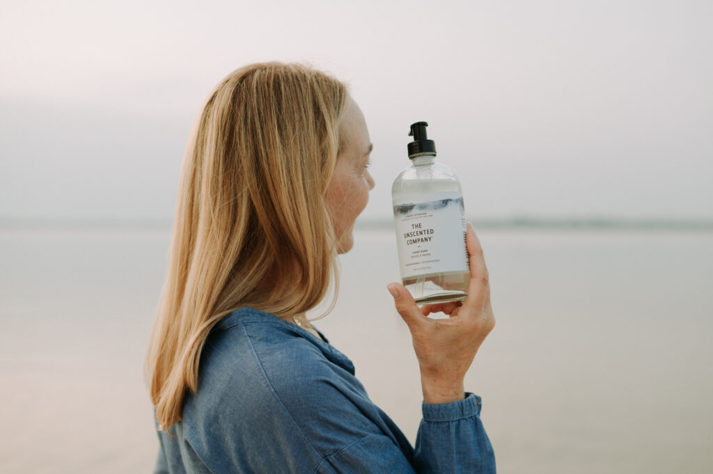 Photographie de produits lifestyle de THE UNSCENTED COMPANY à Sandbanks, contenu de marque