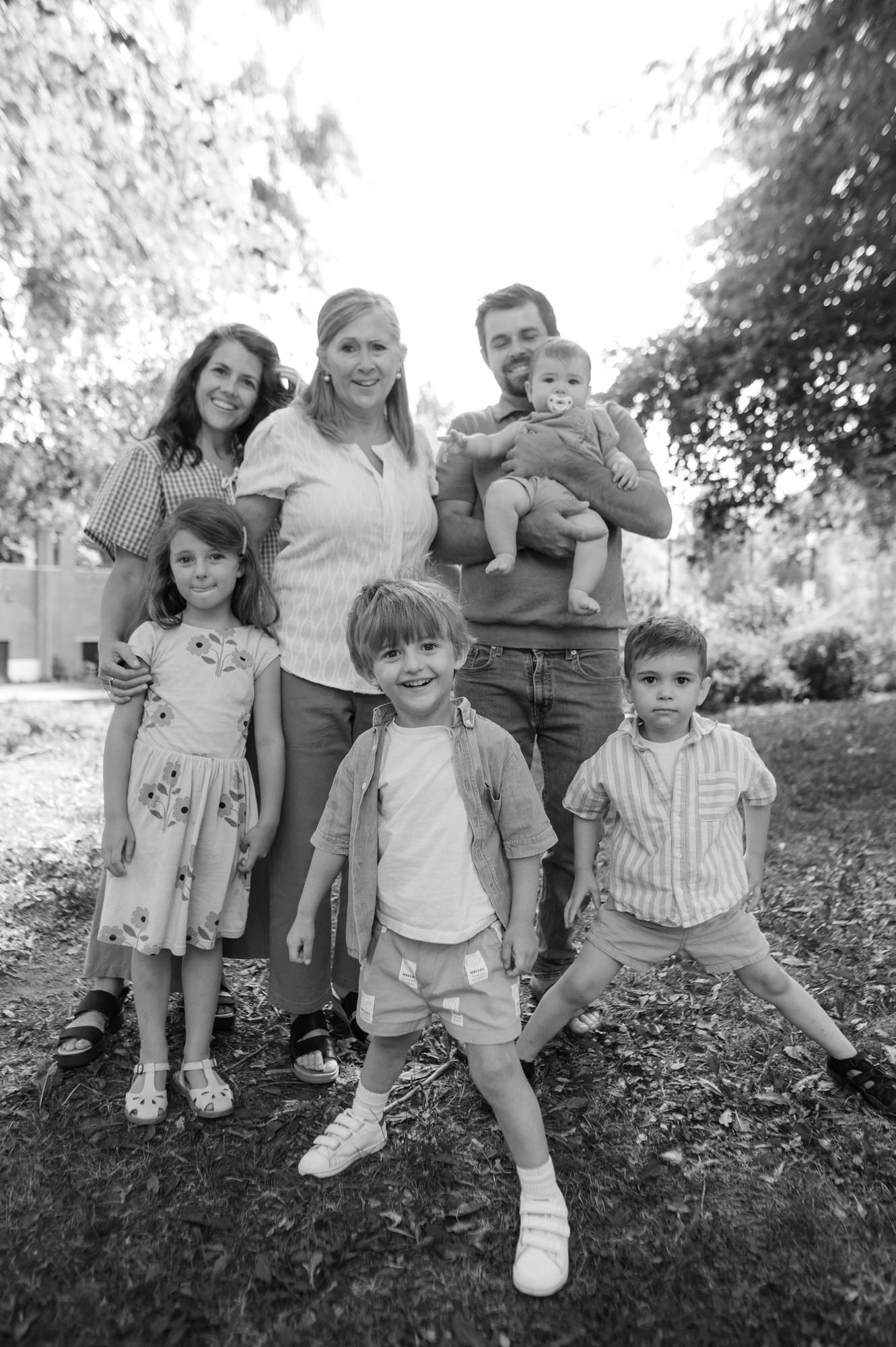 Une séance grande famille au parc Lafontaine