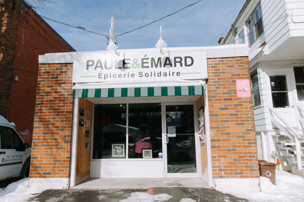 Photographie documentaire d'organismes communautaires à Montréal.