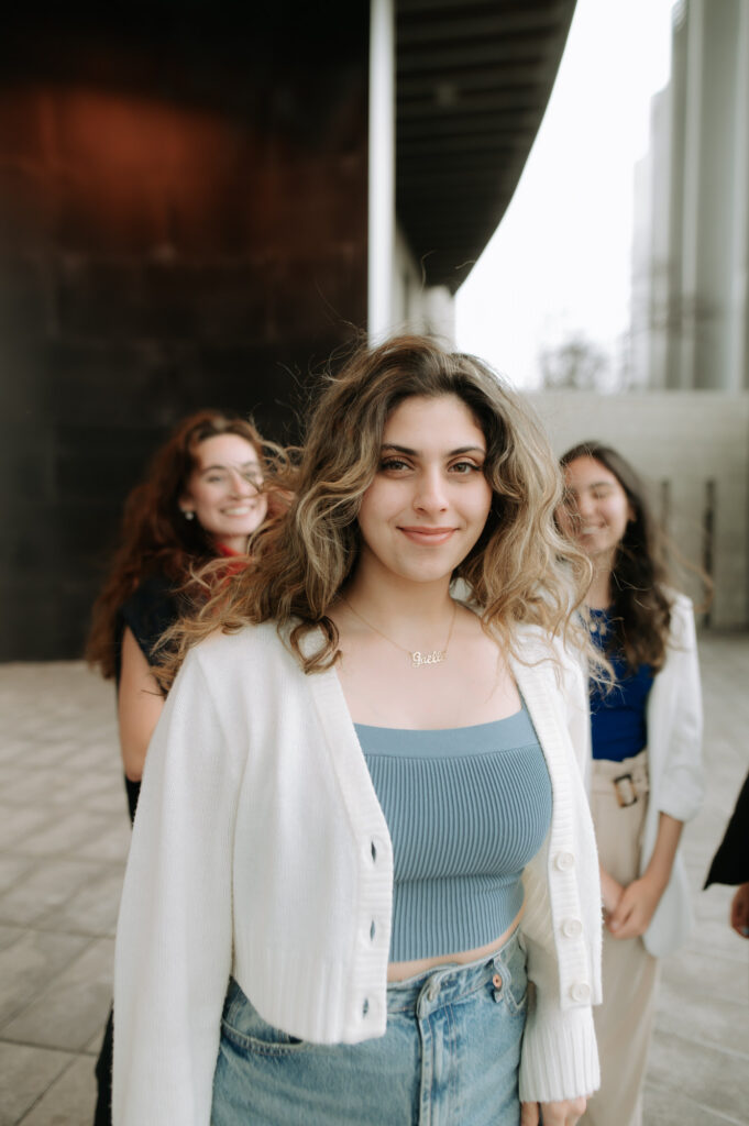 Photographie institutionnelle lifestyle à Montréal. Photographie universitaire à HEC Montréal.