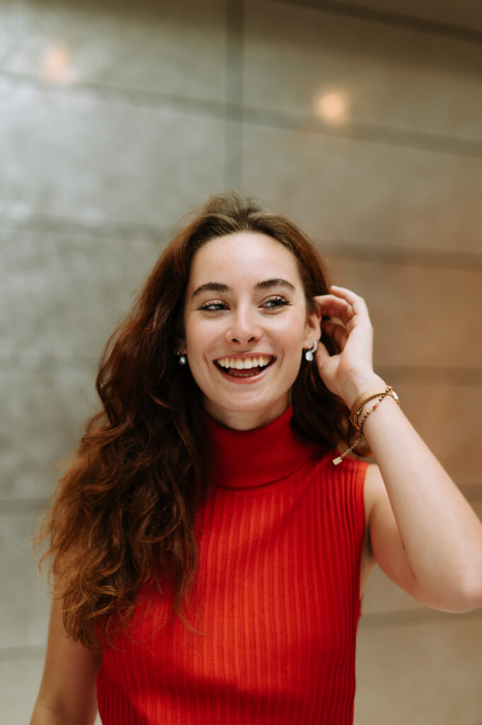 Photographie institutionnelle lifestyle à Montréal. Photographie universitaire à HEC Montréal.